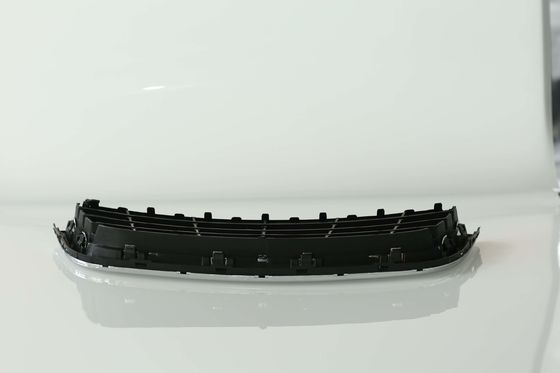 Os ABS abaixam Front Bumper Grills For VW Passat Lingyu 2005 2006 2007 2008
