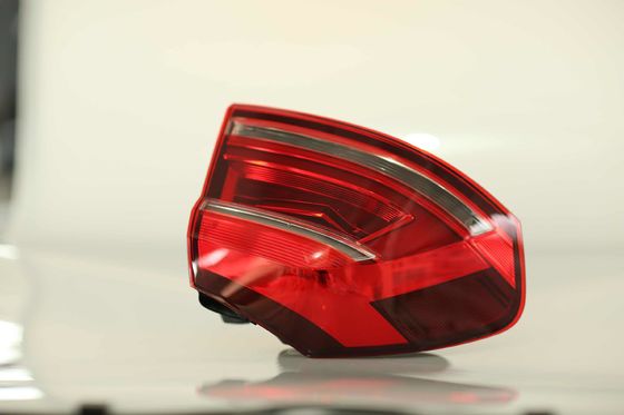 56D 945 207 /208 A 2017 substituições de 2018 2016 luzes da cauda da VW Passat conduziu curvado